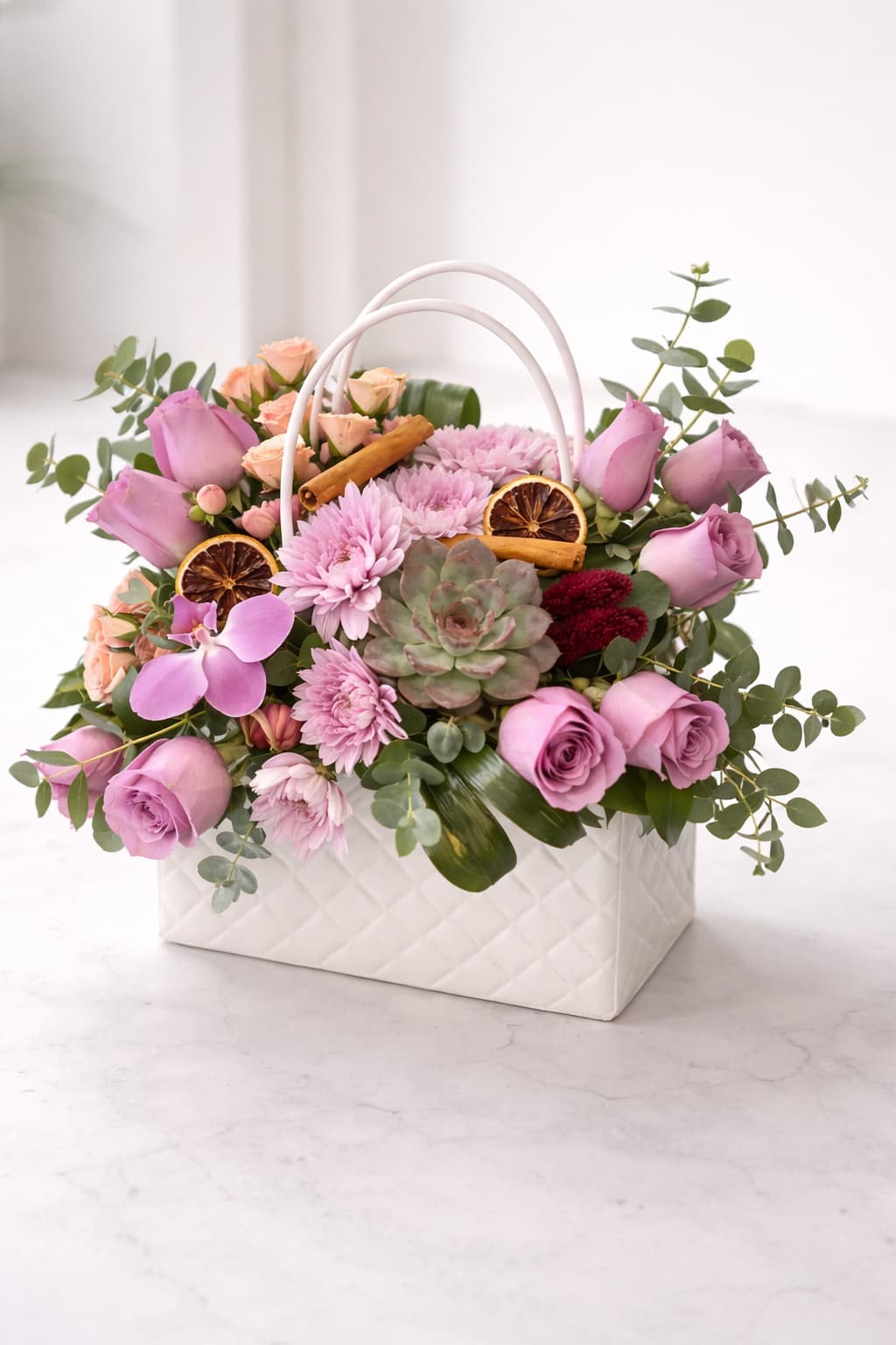 Sukulent ve Gül Çanta Aranjmanı