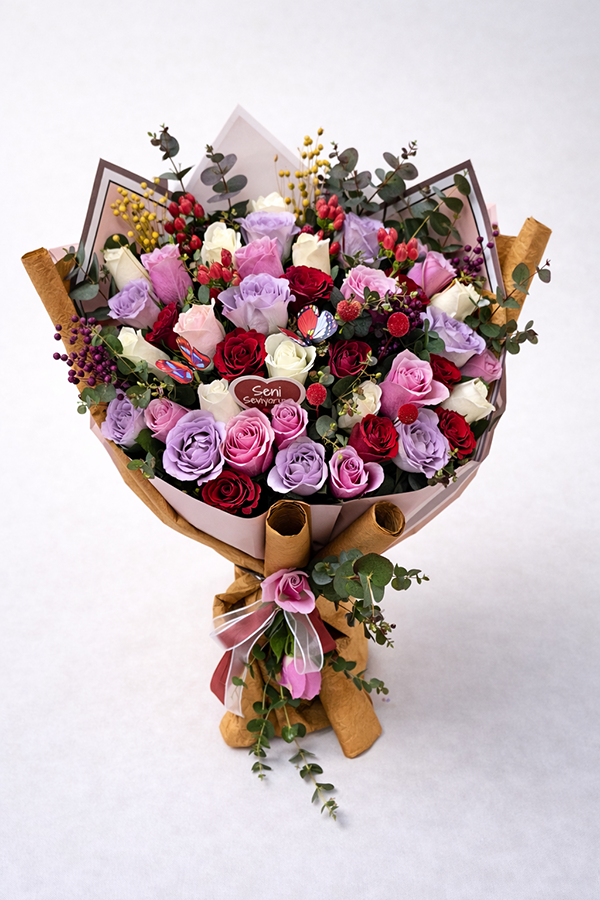 Aşkın Renkleri Renkli Gül Buketi